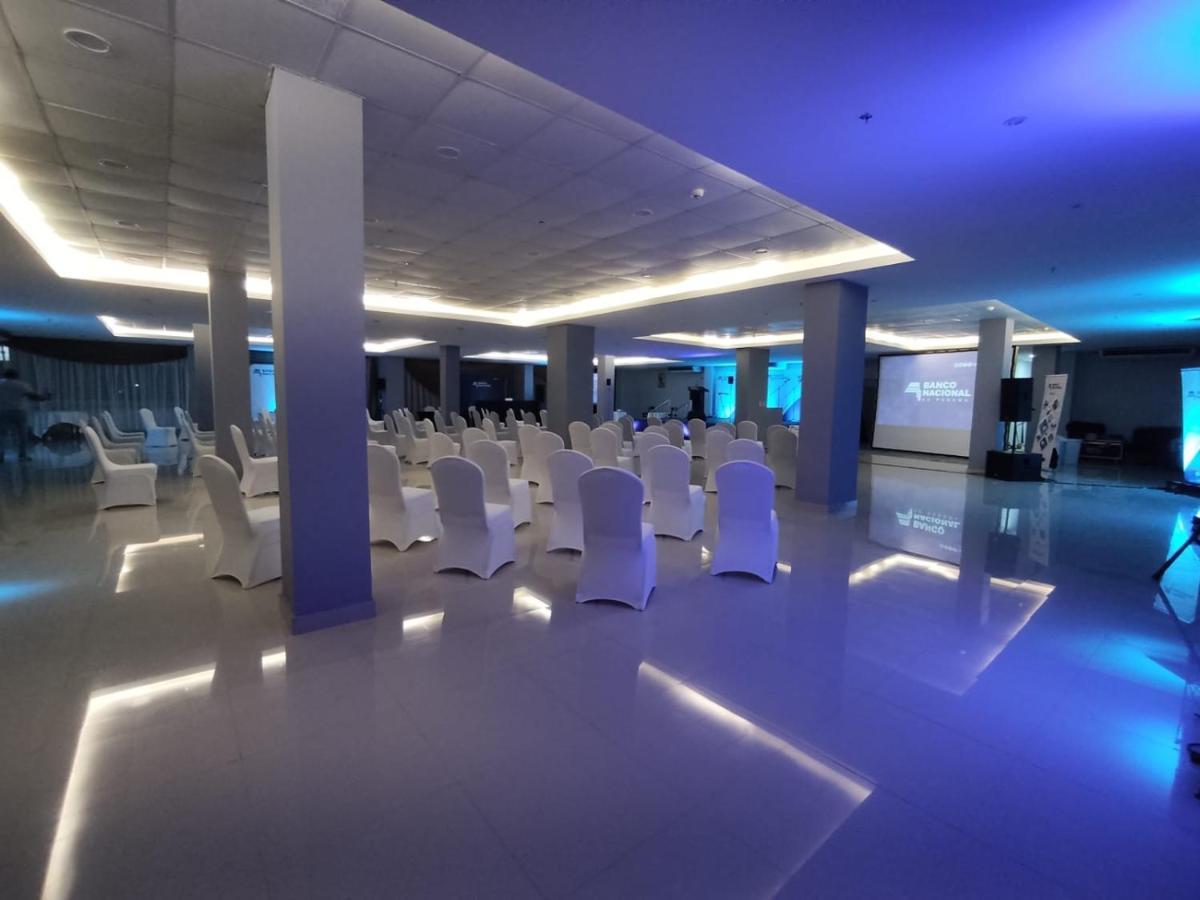 Hotel City Plaza & Suites David Exteriér fotografie