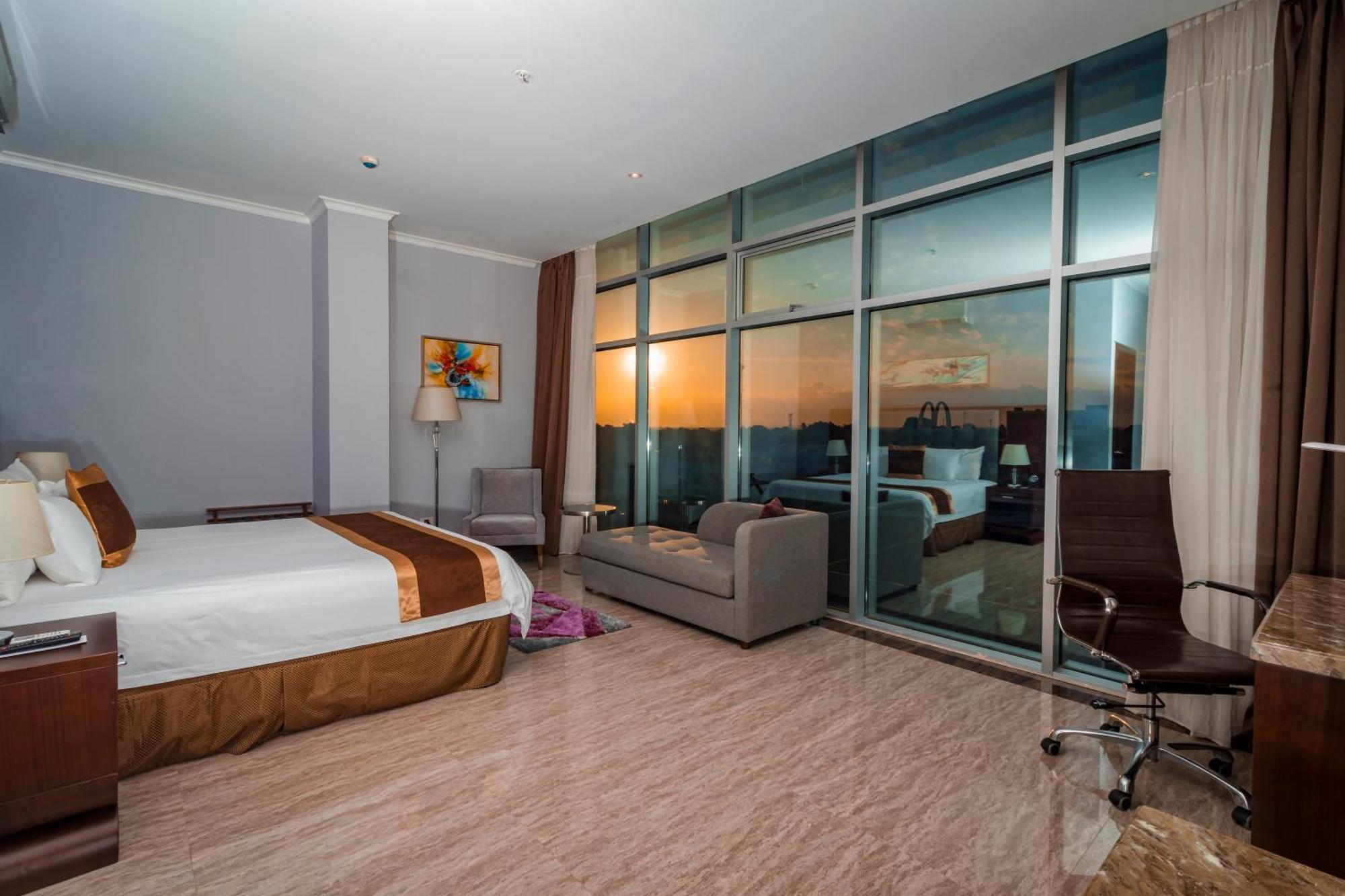 Hotel City Plaza & Suites David Exteriér fotografie