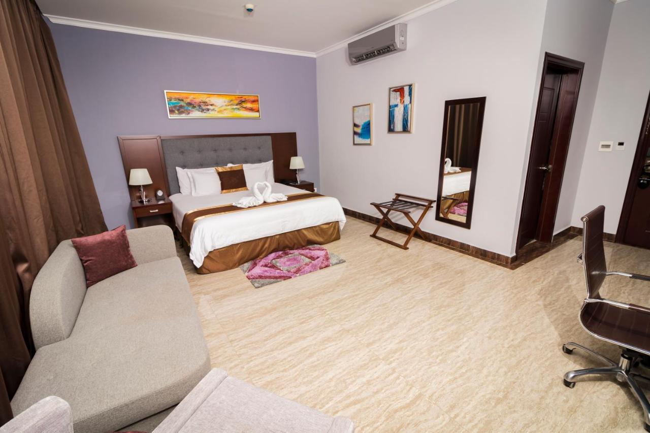 Hotel City Plaza & Suites David Exteriér fotografie