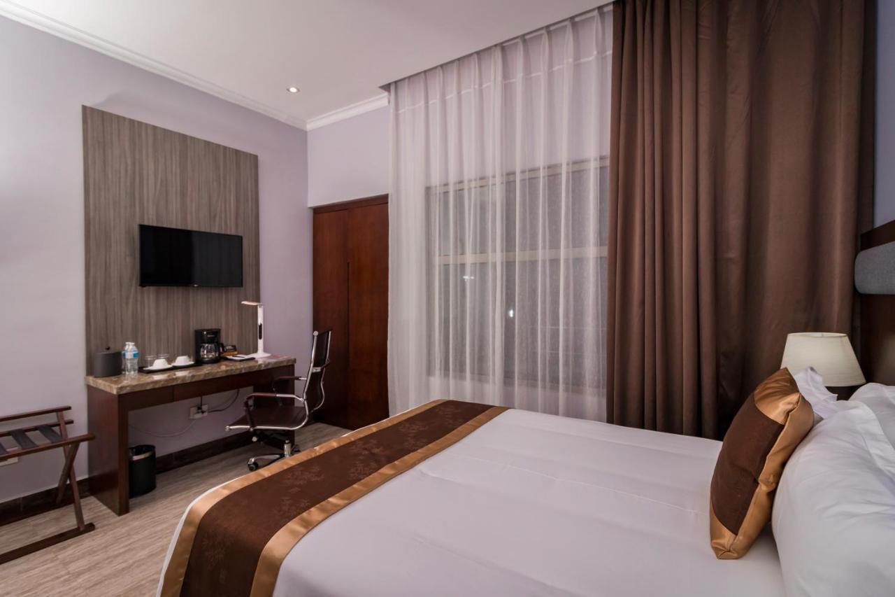 Hotel City Plaza & Suites David Exteriér fotografie